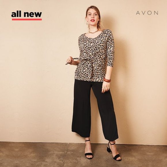 Signature Collection Animal Print 3/4 Sleeves Stretch Top - Picture 7 of 7